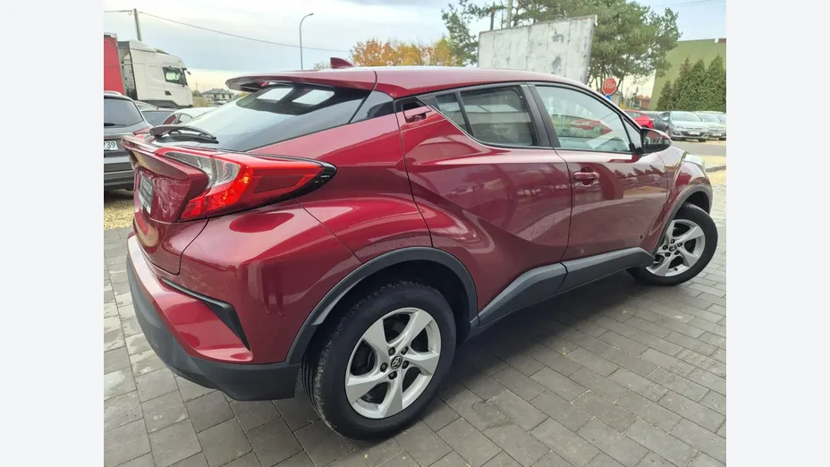 TOYOTA C-HR -