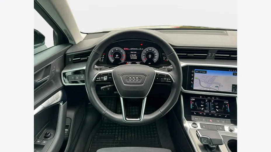 AUDI A6 -
