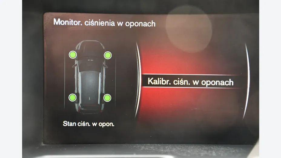 VOLVO XC60 -