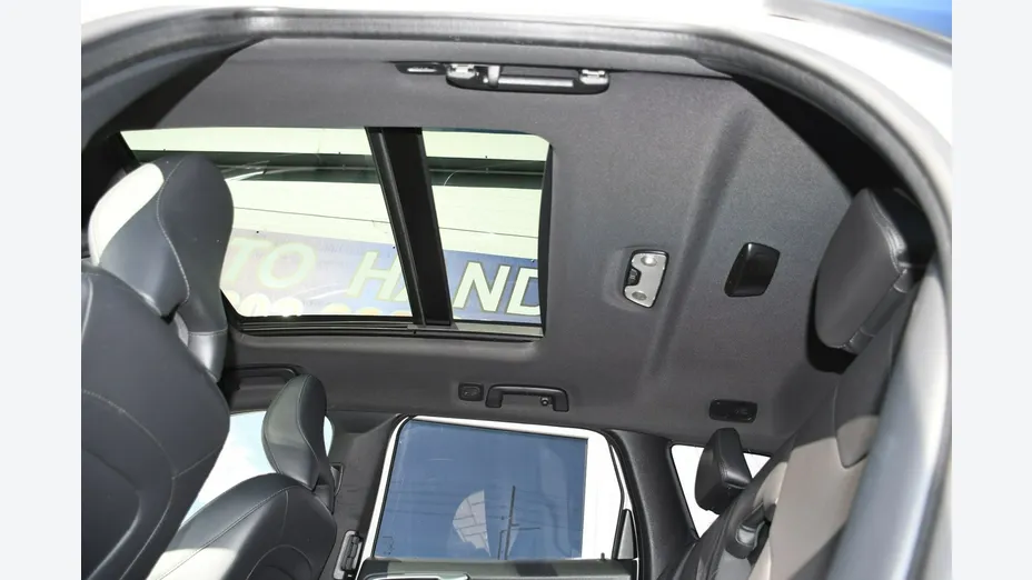 VOLVO XC60 -