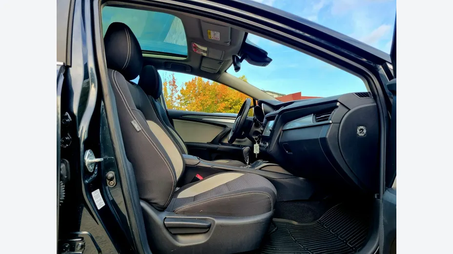 TOYOTA Avensis -
