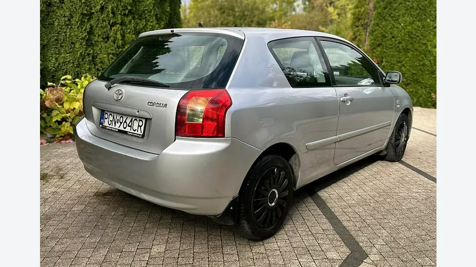 TOYOTA Corolla -