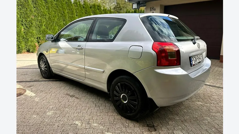TOYOTA Corolla -