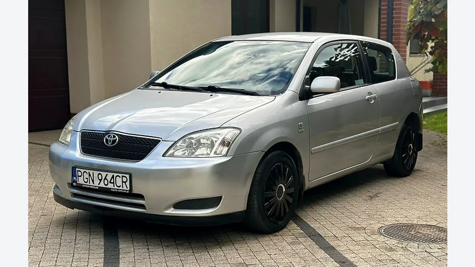 TOYOTA Corolla -