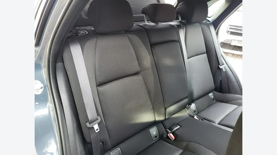 MAZDA CX-30 -
