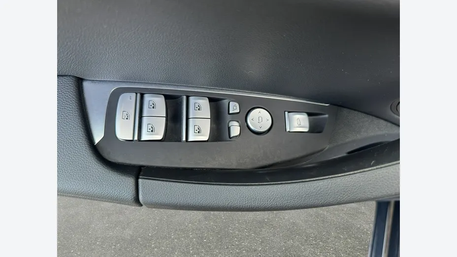 BMW iX3 -