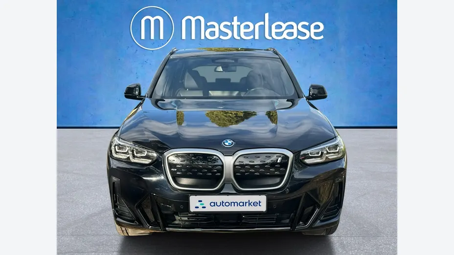 BMW iX3 -