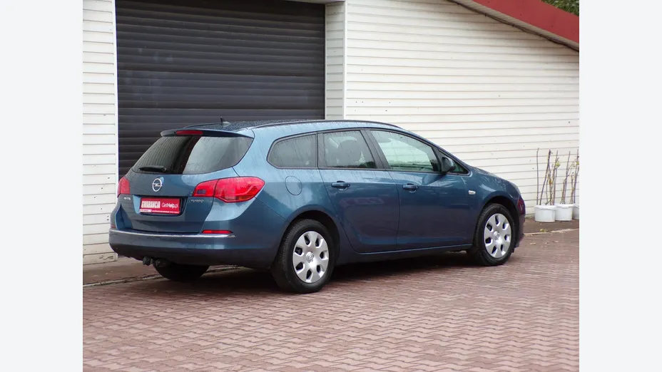 OPEL Astra -