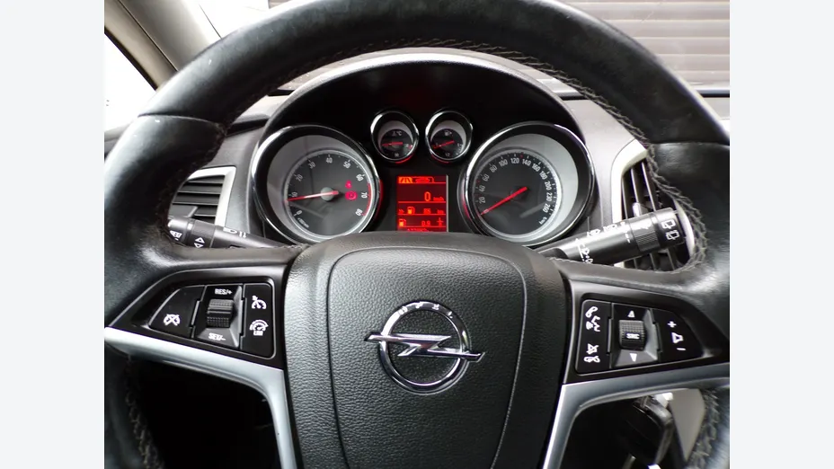 OPEL Astra -