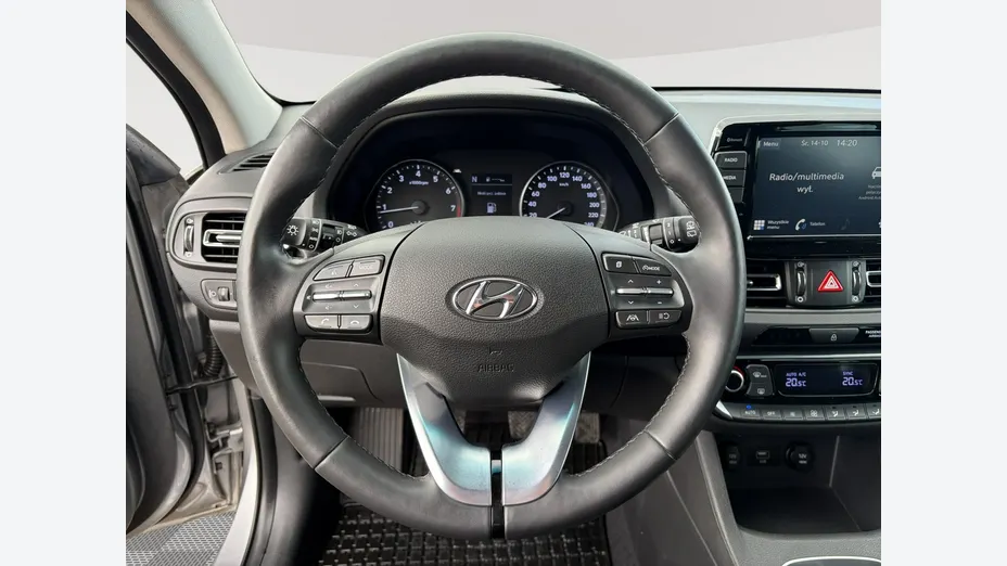 HYUNDAI i30 -
