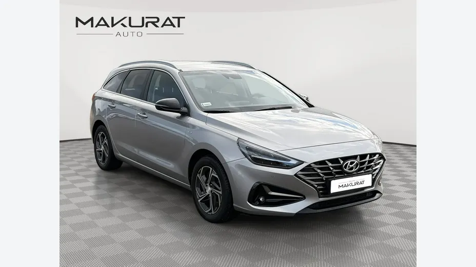 HYUNDAI i30 -