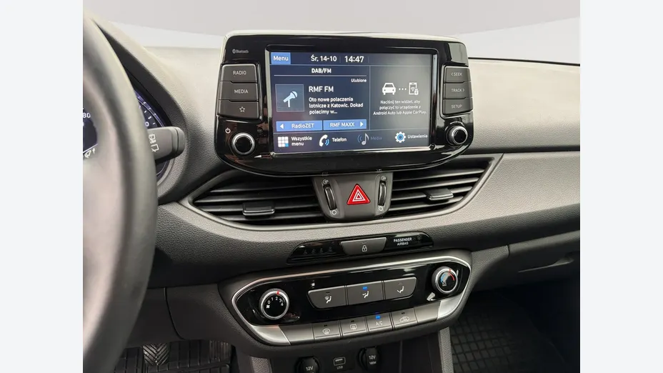 HYUNDAI i30 -