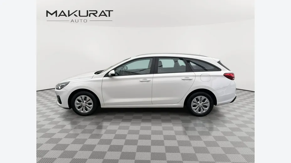 HYUNDAI i30 -