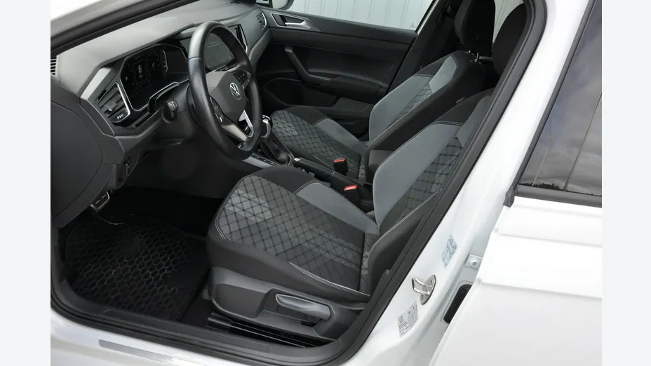 VOLKSWAGEN Taigo -