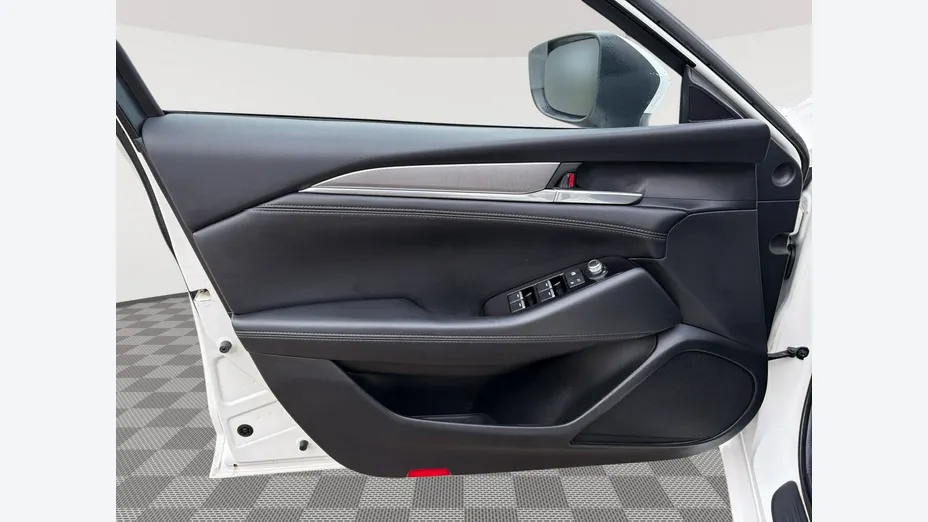 MAZDA 6 -