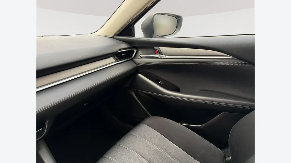 MAZDA 6 -