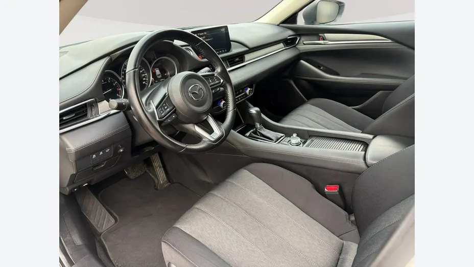 MAZDA 6 -