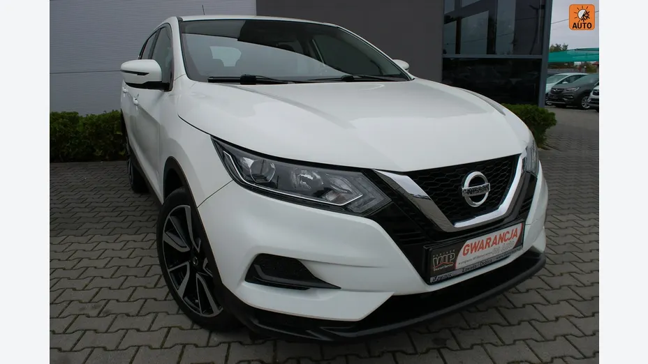 NISSAN Qashqai -