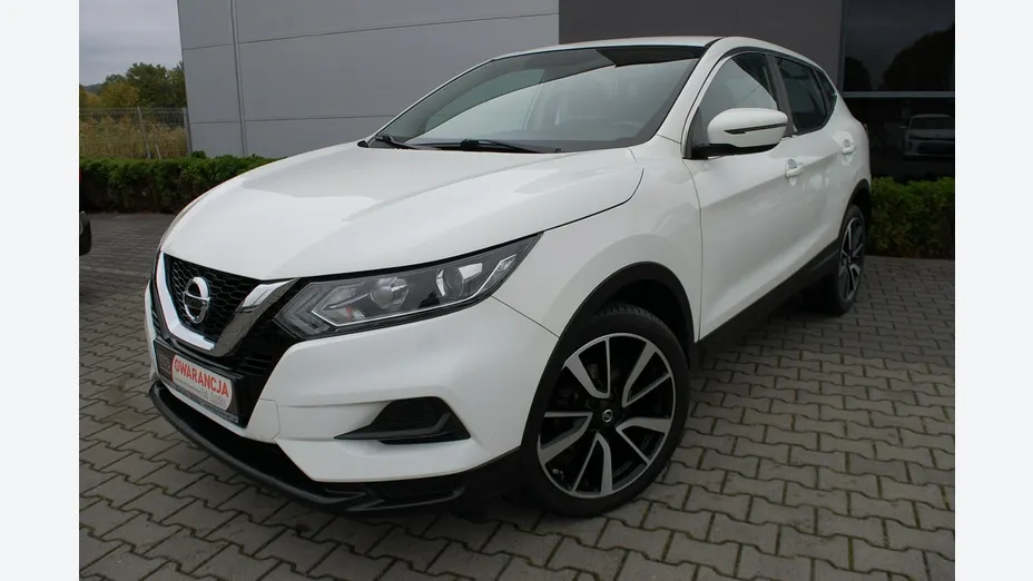 NISSAN Qashqai -