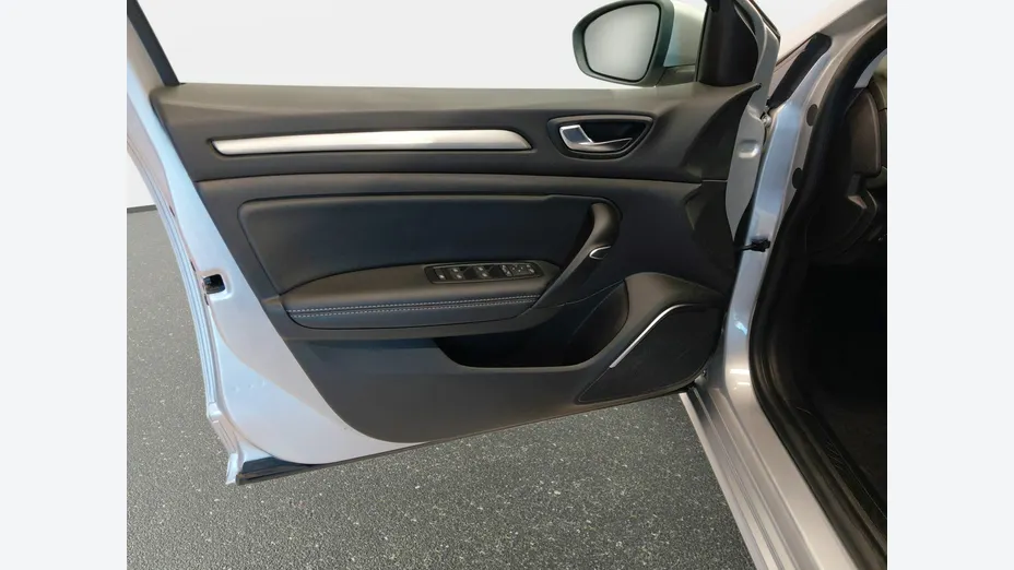 RENAULT Megane -