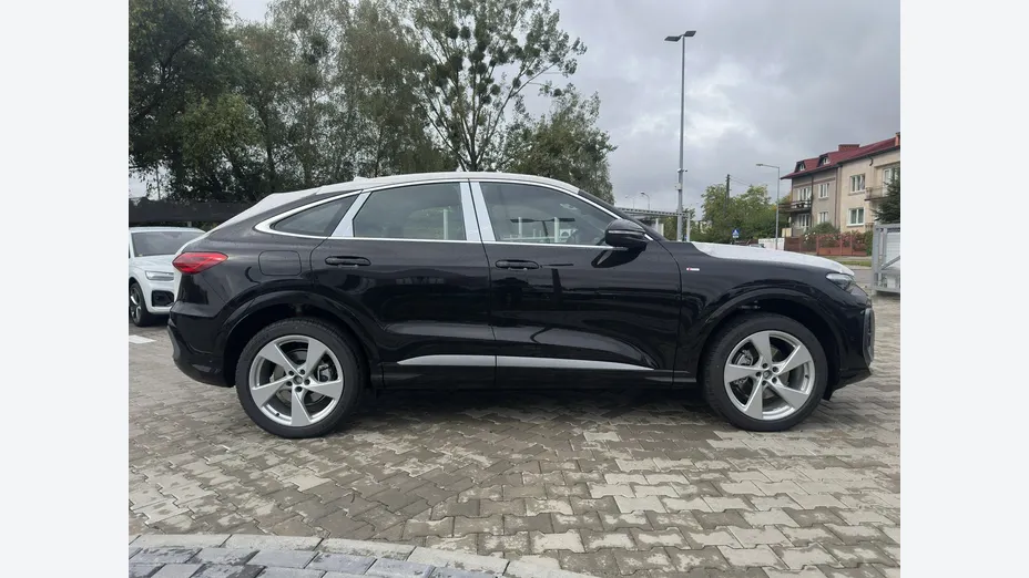 AUDI Q5 Sportback -