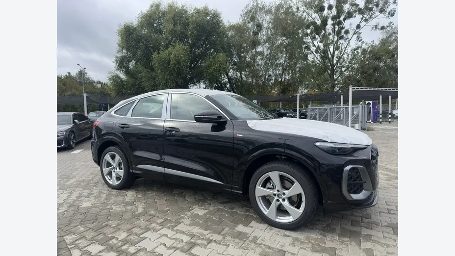 AUDI Q5 Sportback -