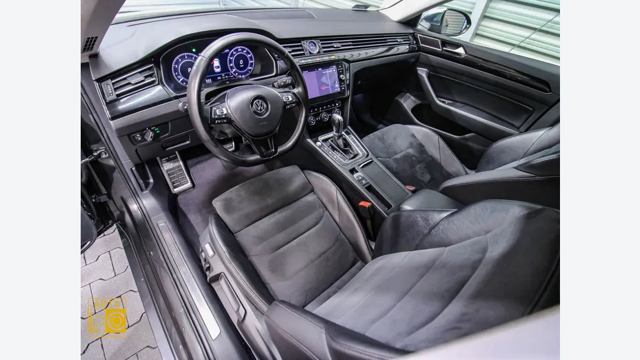 VOLKSWAGEN Arteon -