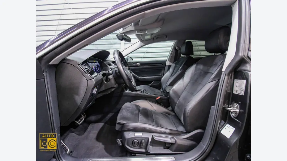 VOLKSWAGEN Arteon -