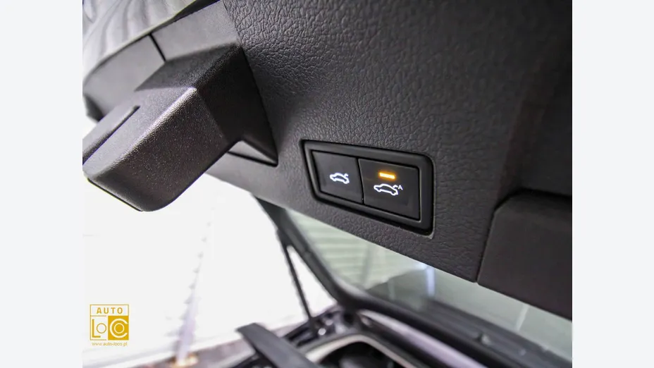 VOLKSWAGEN Arteon -