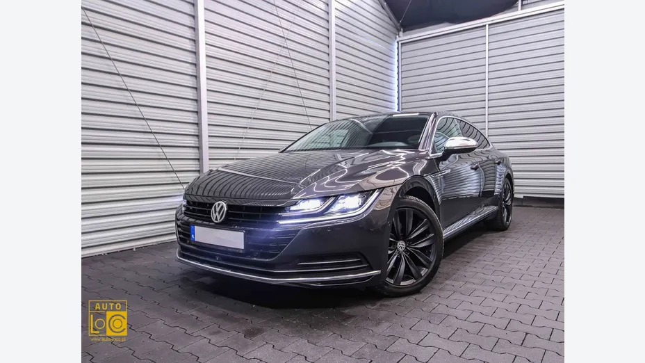 VOLKSWAGEN Arteon -
