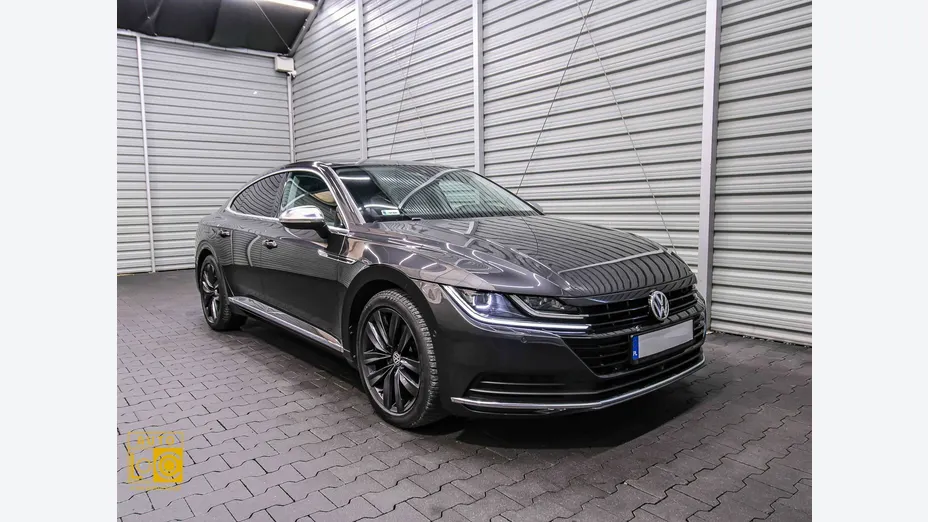 VOLKSWAGEN Arteon -