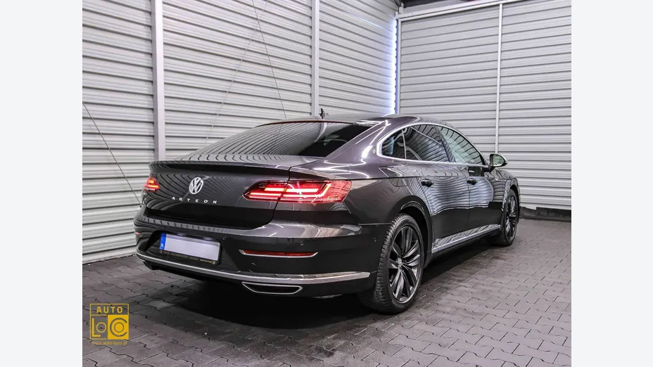 VOLKSWAGEN Arteon -