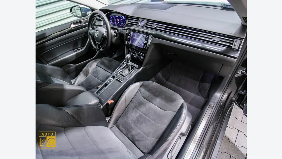 VOLKSWAGEN Arteon -