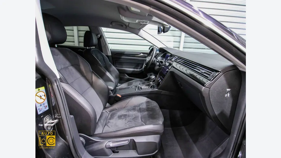 VOLKSWAGEN Arteon -