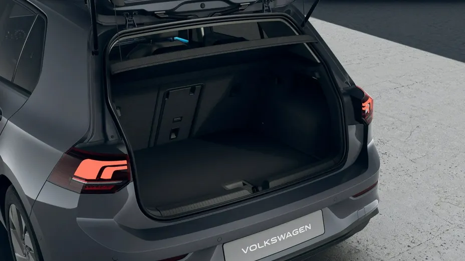 VOLKSWAGEN Golf -