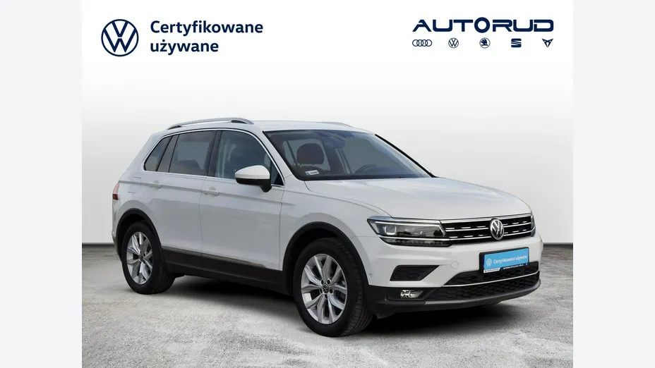 VOLKSWAGEN Tiguan -