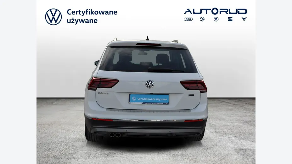 VOLKSWAGEN Tiguan -