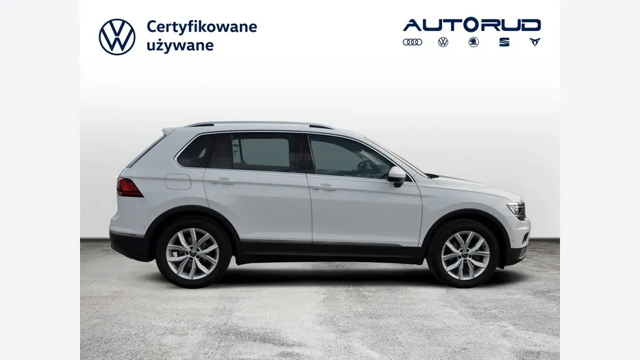 VOLKSWAGEN Tiguan -