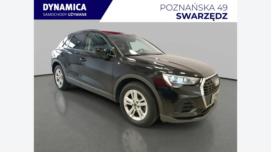 AUDI Q3 -