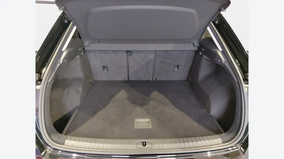 AUDI Q3 -