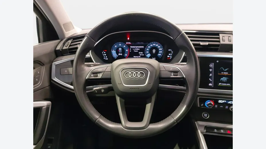 AUDI Q3 -