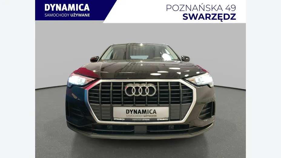 AUDI Q3 -