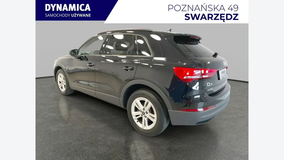 AUDI Q3 -