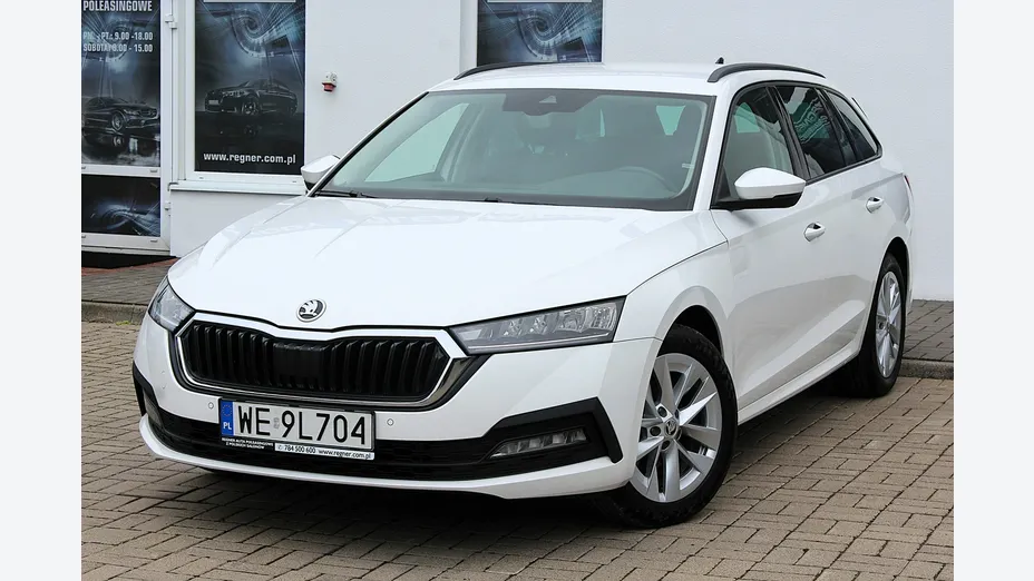 SKODA Octavia -