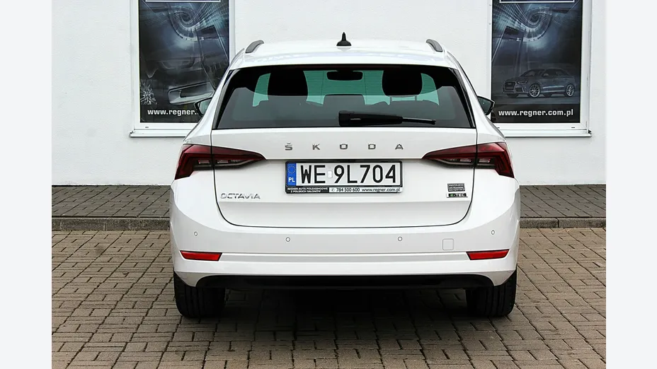 SKODA Octavia -