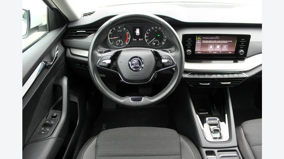 SKODA Octavia -