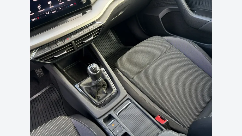 SKODA Octavia -