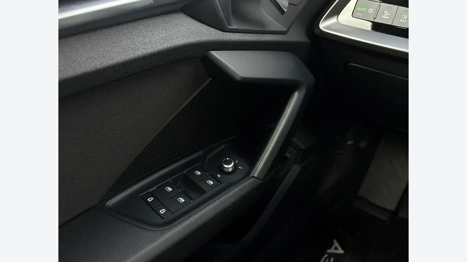 AUDI A3 Limousine -