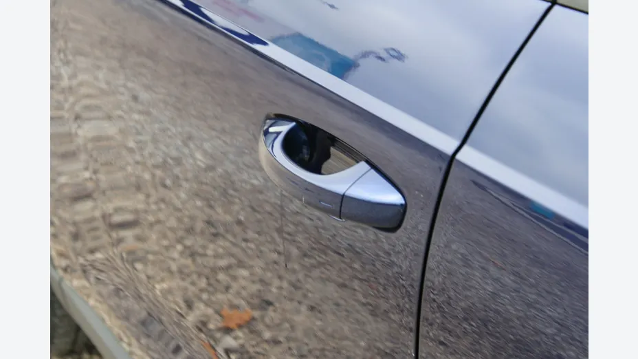 AUDI Q3 -