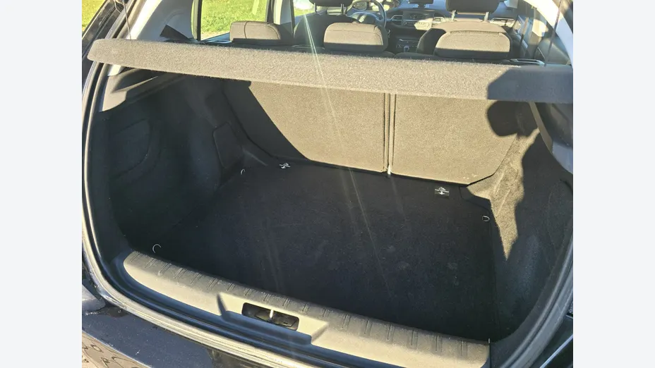 PEUGEOT 308 -